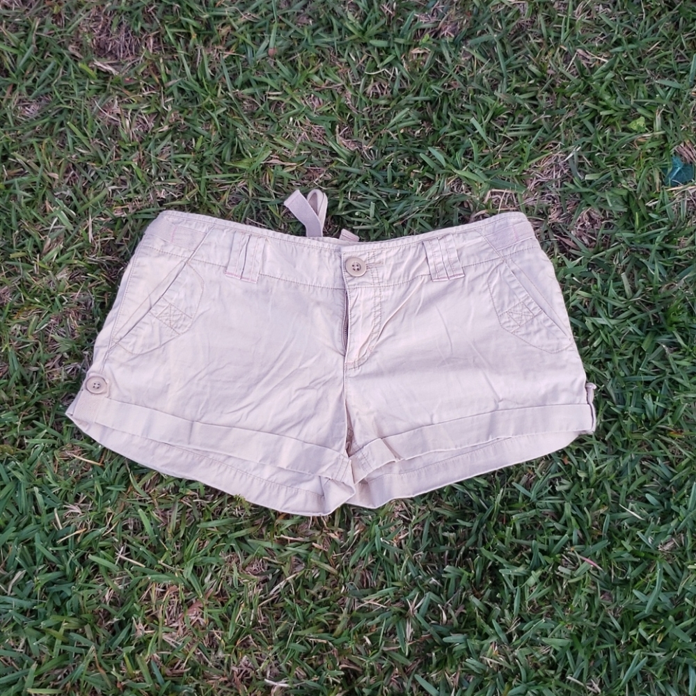 American Eagle size 10 short shorts